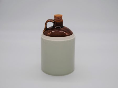 Stoneware Jug (Quart Size) Hot on Sale