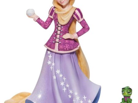 Disney Showcase Couture de Force Holiday Rapunzel and Pascal Figurine Fashion