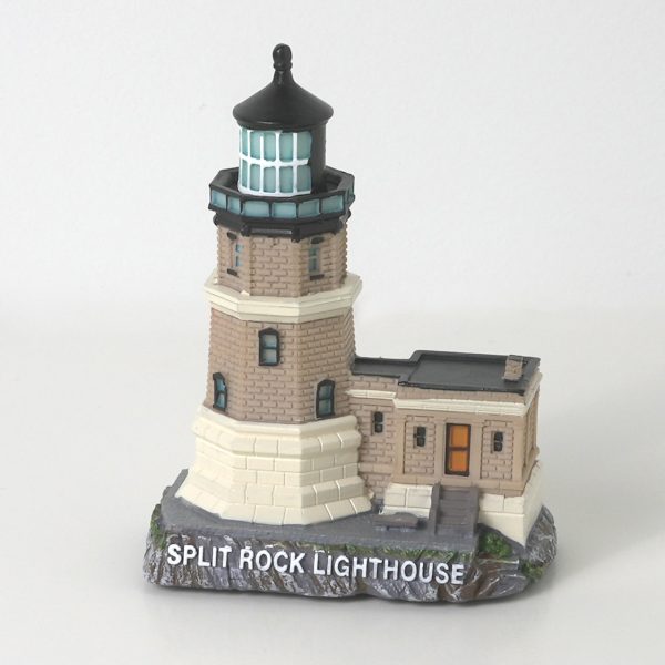 3  Statue - Split Rock Lighthouse Online